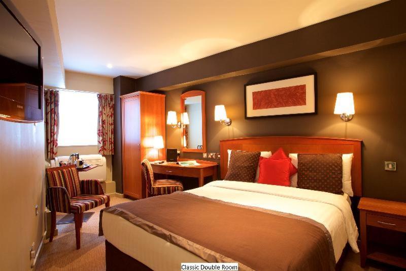 Birmingham Strathallan Hotel, BW Signature Collection Room photo